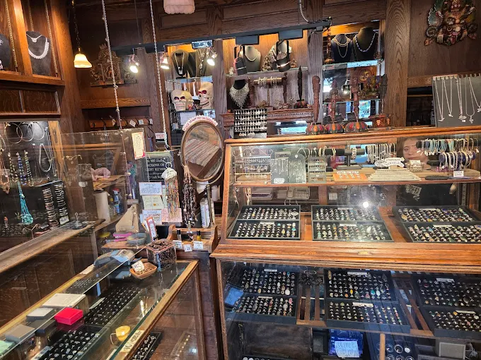 Culture Shop image 3