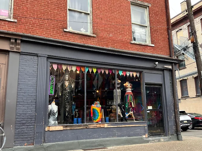 Culture Shop image 4