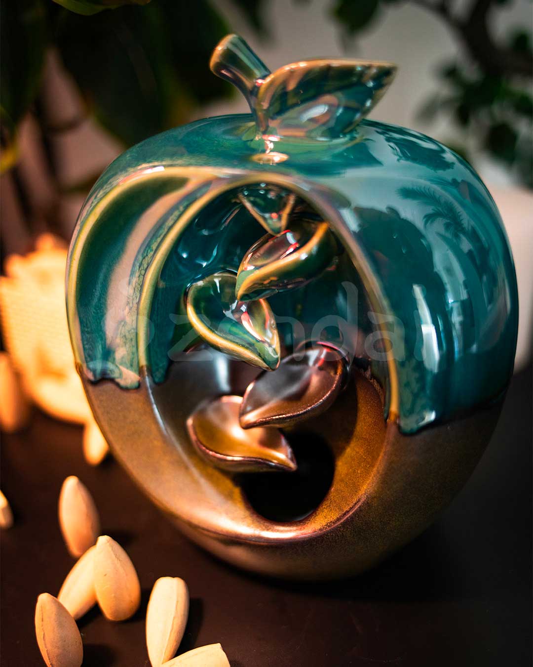 Zen Apple Backflow Incense Burner3.jpg Zen Apple Backflow Incense Burner3.jpg